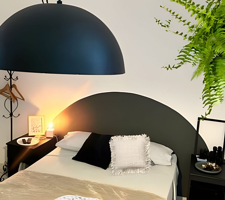 Studio Urban Vintage Vinil | Centro c/ garagem