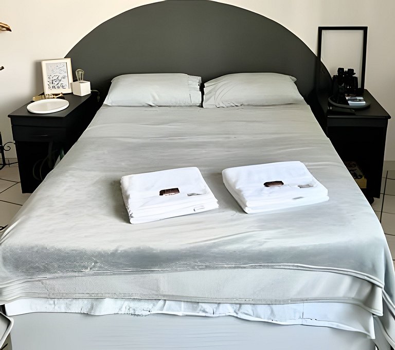 Studio Urban Vintage Vinil | Centro c/ garagem