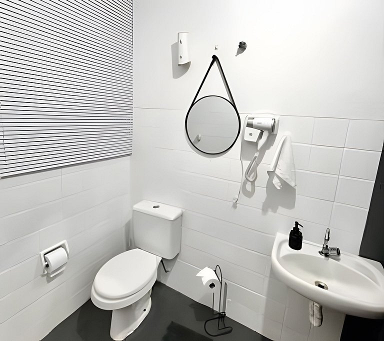 Studio Urban Vintage Vinil | Centro c/ garagem