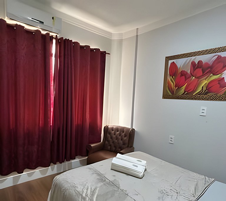 Flat Prime. 3 Dorm. Área Central. Ar condicionado.